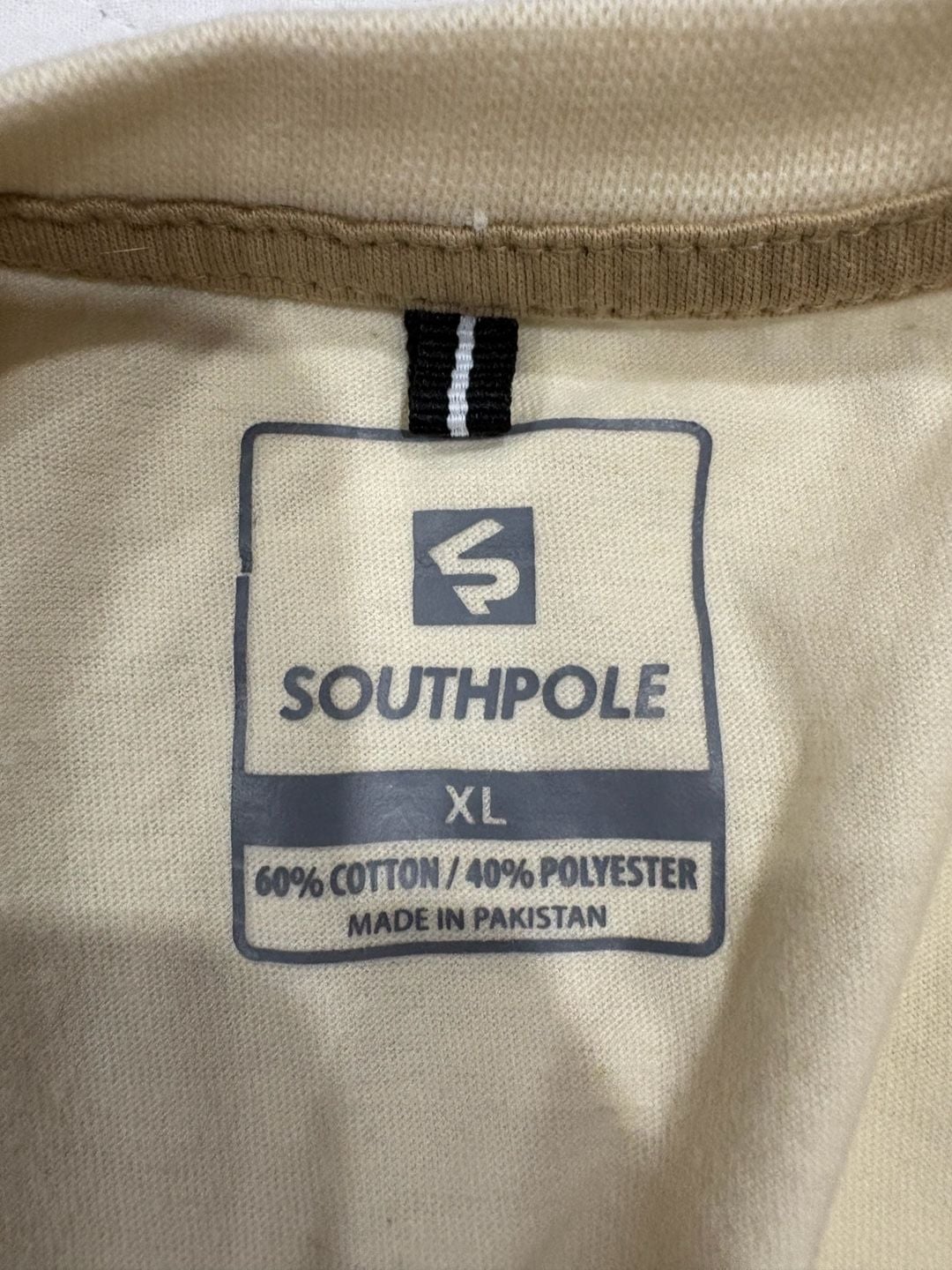 Southpole Men’s XL Cream T-Shirt Brown Shoulder Panels Graphic Tee 7