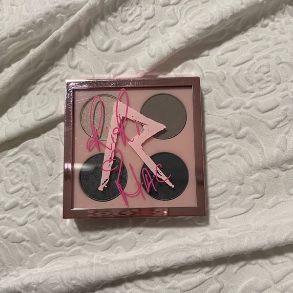 MAC Cosmetics