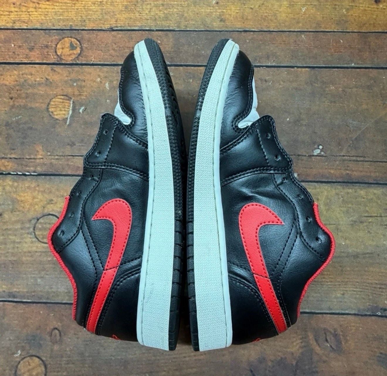 Air Jordan 1 Low GS Size 5Y White Toe Black Fire Red Sneakers 7