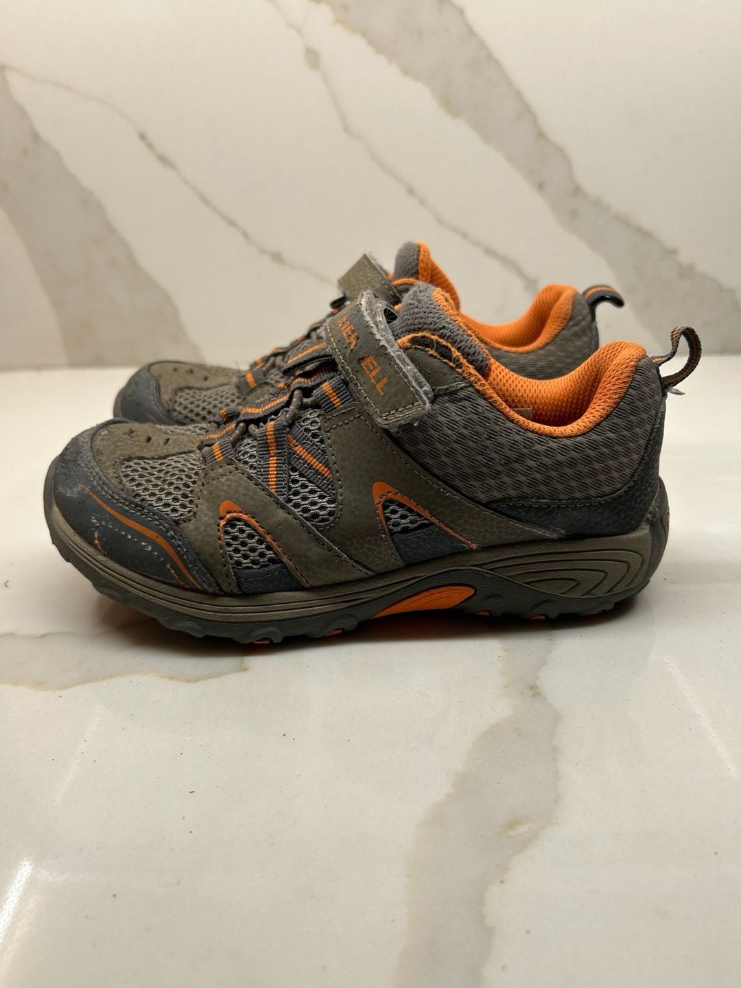 Trail Chaser Sneaker 2