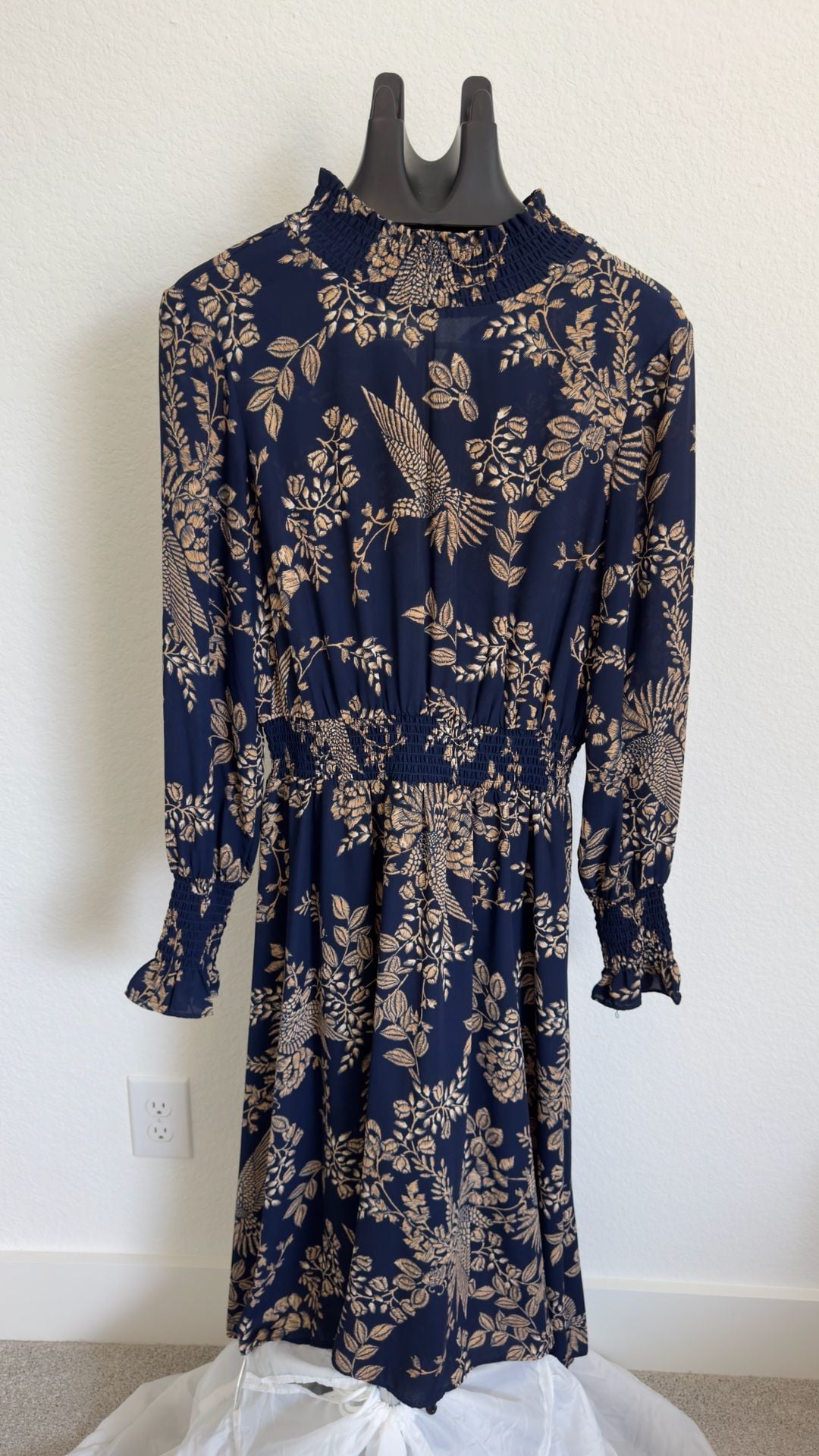 Nanette Lepore Midi Dress 8 Floral Print Ruffled Neck 3