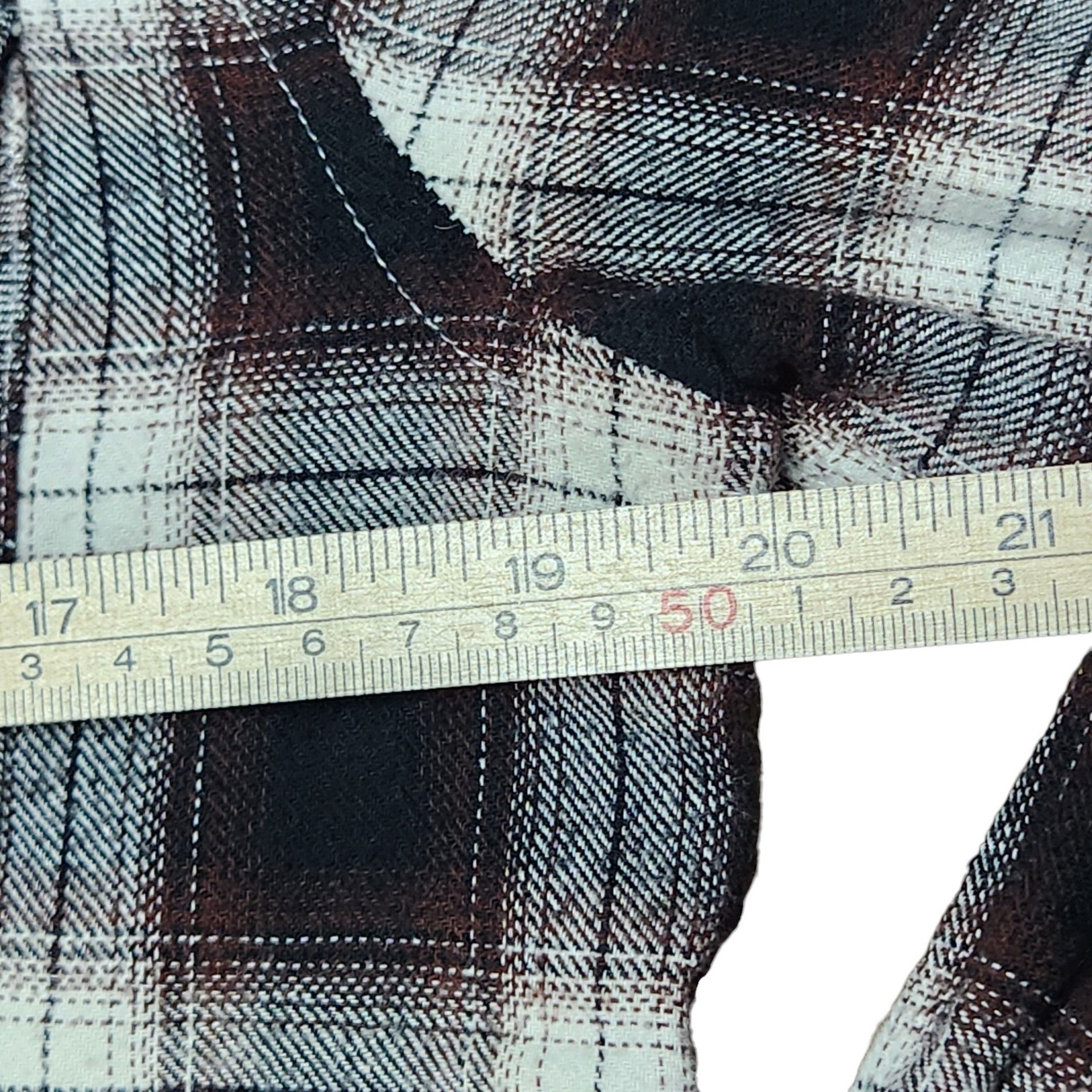 Denali Brewing Co. Flannel Shirt Black White Plaid Long Sleeve Button Up 9
