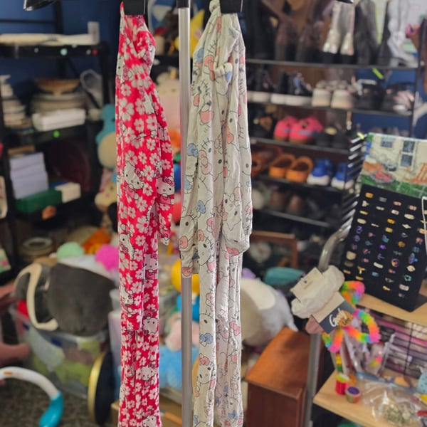 Hello Kitty Pajamas Set