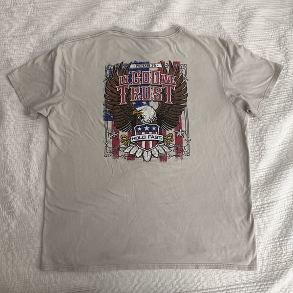 Hold Fast In God We Trust Eagle USA T-Shirt Gray