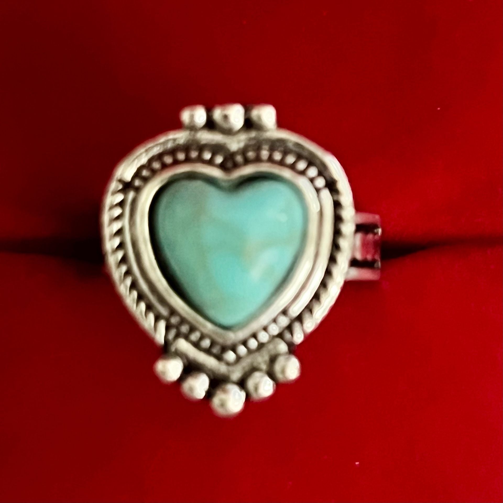 Turquoise Heart Ring Filigree Oxidized Silver Size 6 3