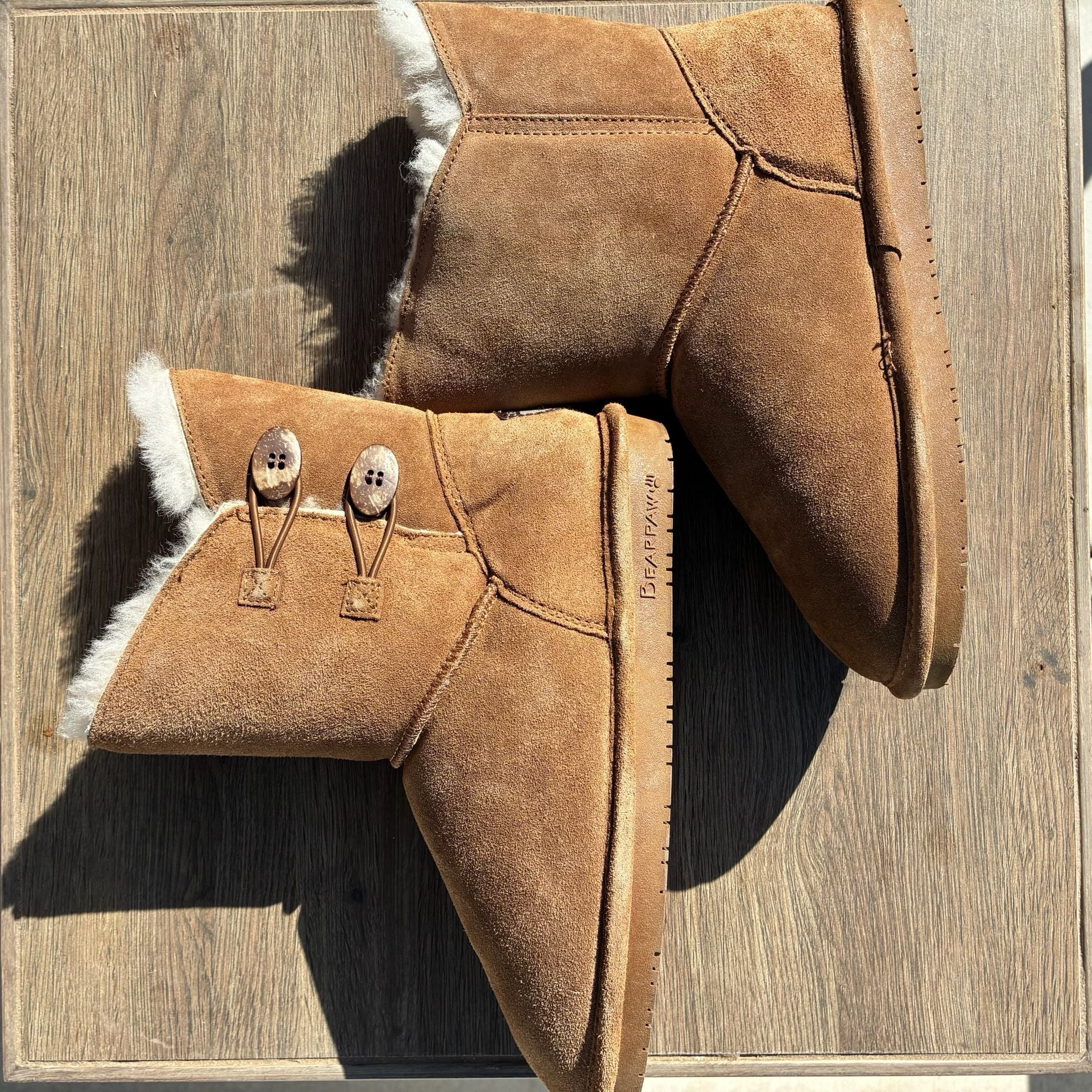 Bearpaw Women’s Size 11 Chestnut Suede Shearling Lined Winter Boots 11