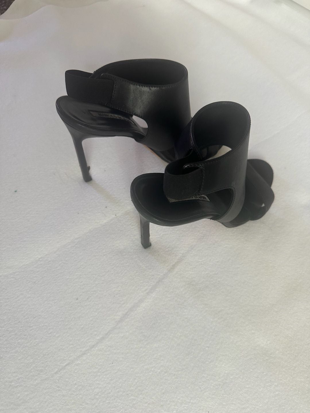Manolo Blahnik Black Leather Heels Size 38.5 7