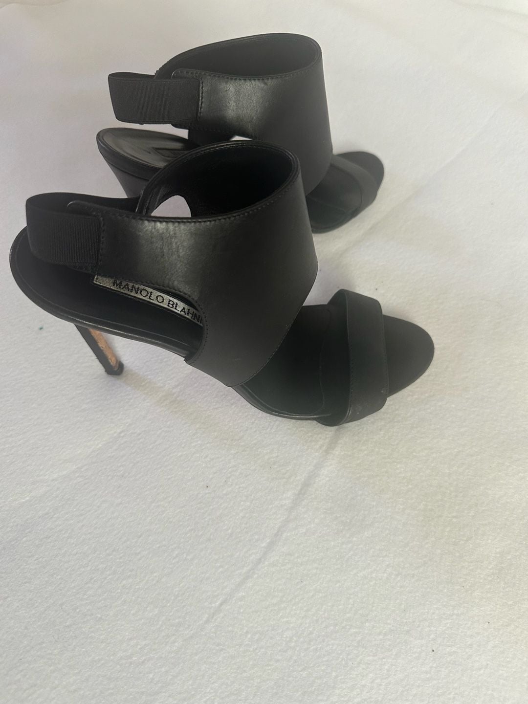 Manolo Blahnik Black Leather Heels Size 38.5 8