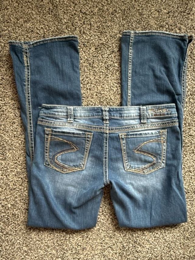 Product thumbnail 4