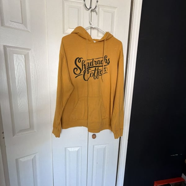 Delta Fleece Shadrachs Coffee Hoodie Size XL Mustard Yellow