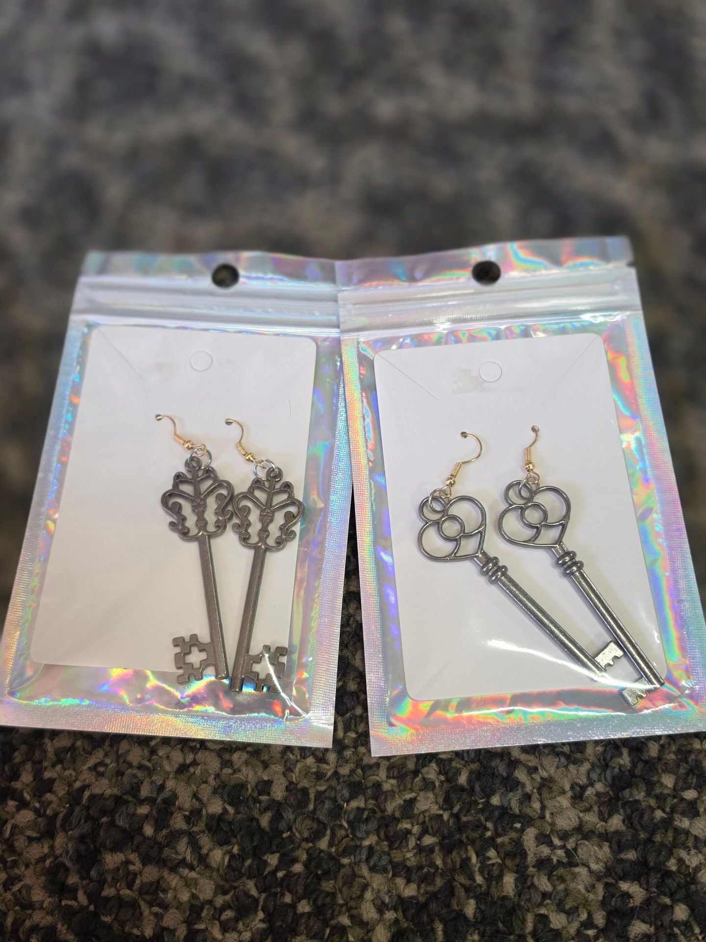 Vintage Style Antique Silver Key Drop Earrings 1