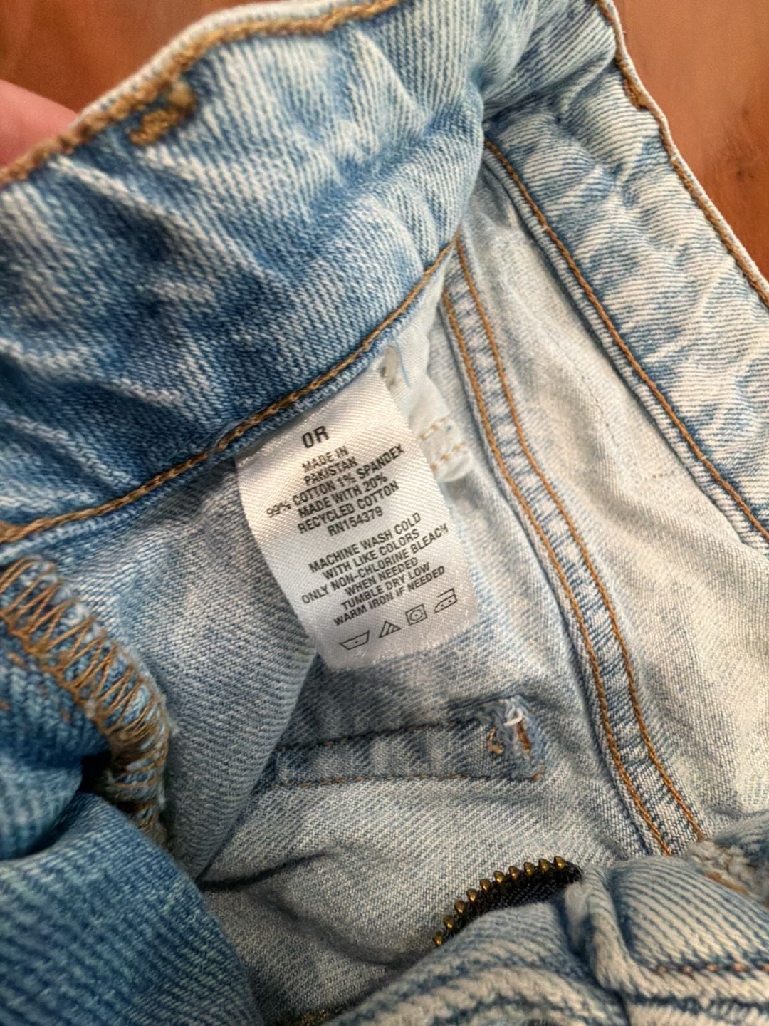 Aeropostale Mid Rise Ankle Straight Jeans Size 0R Light Wash Distressed 4