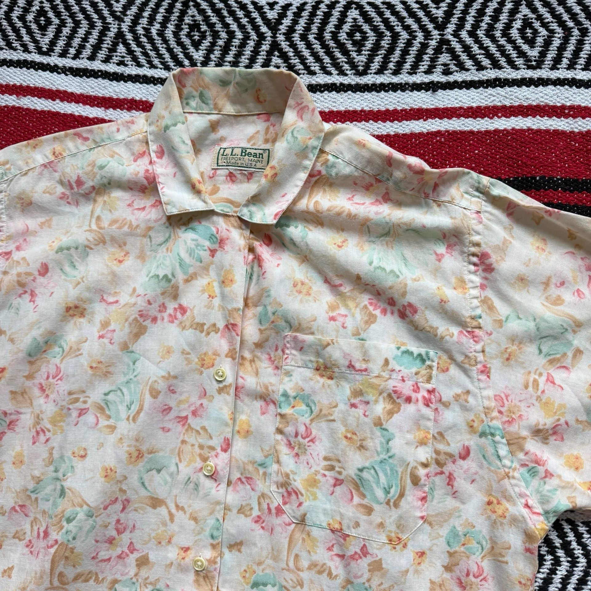 Rare Vintage Women’s LL Bean Loop Collar Floral Resort Shirt  11