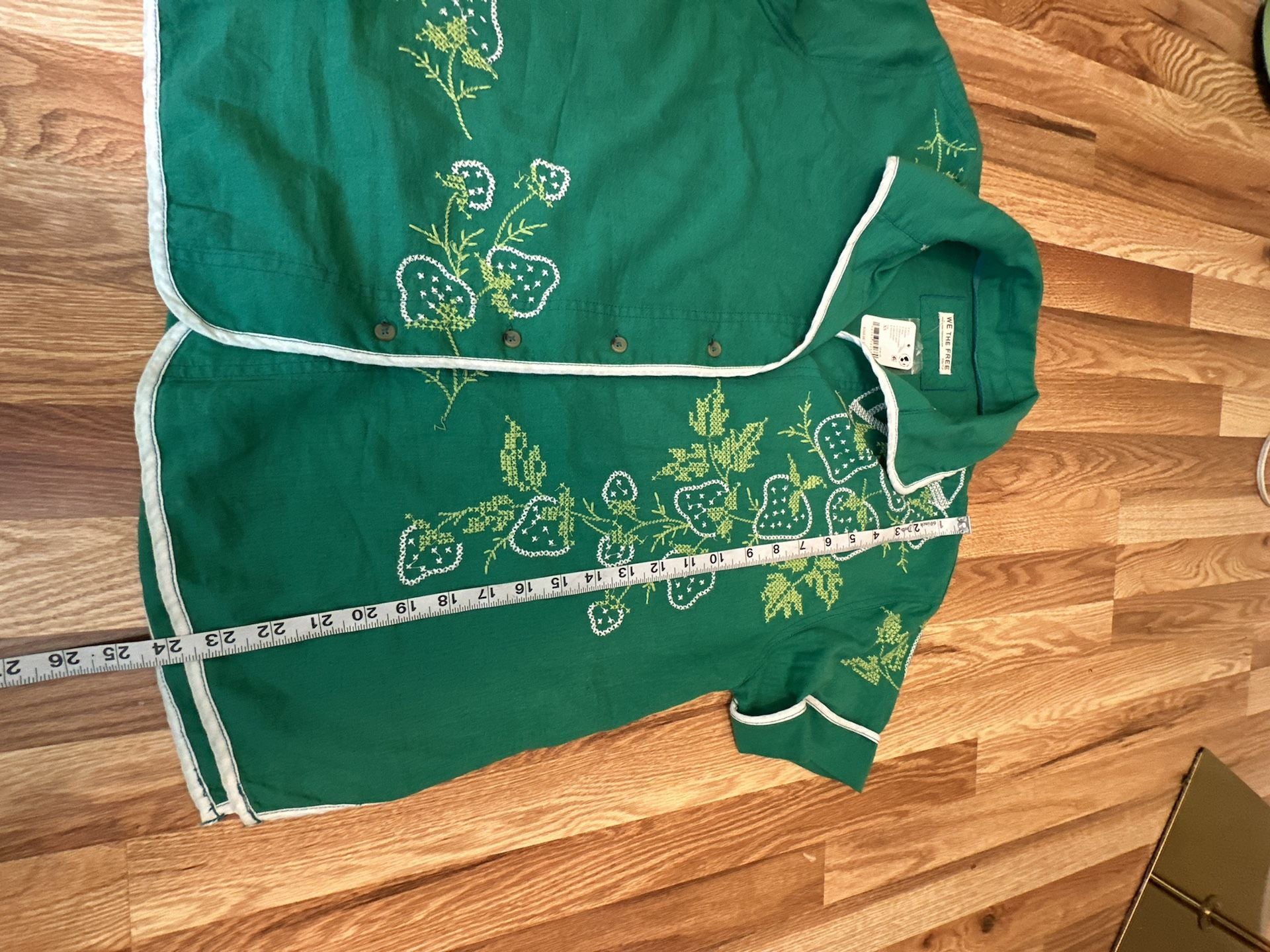 We The Free Embroidered Shirt Size XS Green Strawberry Motif 8