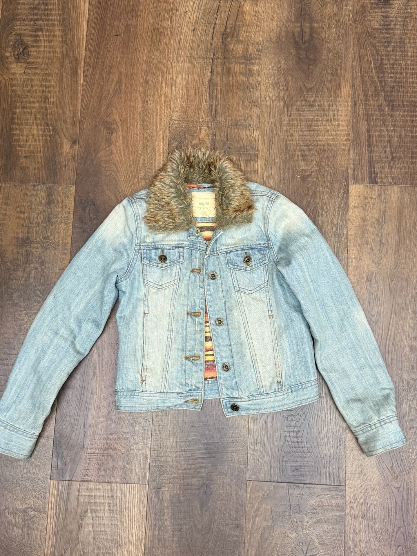 Hollister Denim Jacket Kids Size S Faux Fur Collar Blanket Lined Distressed 2