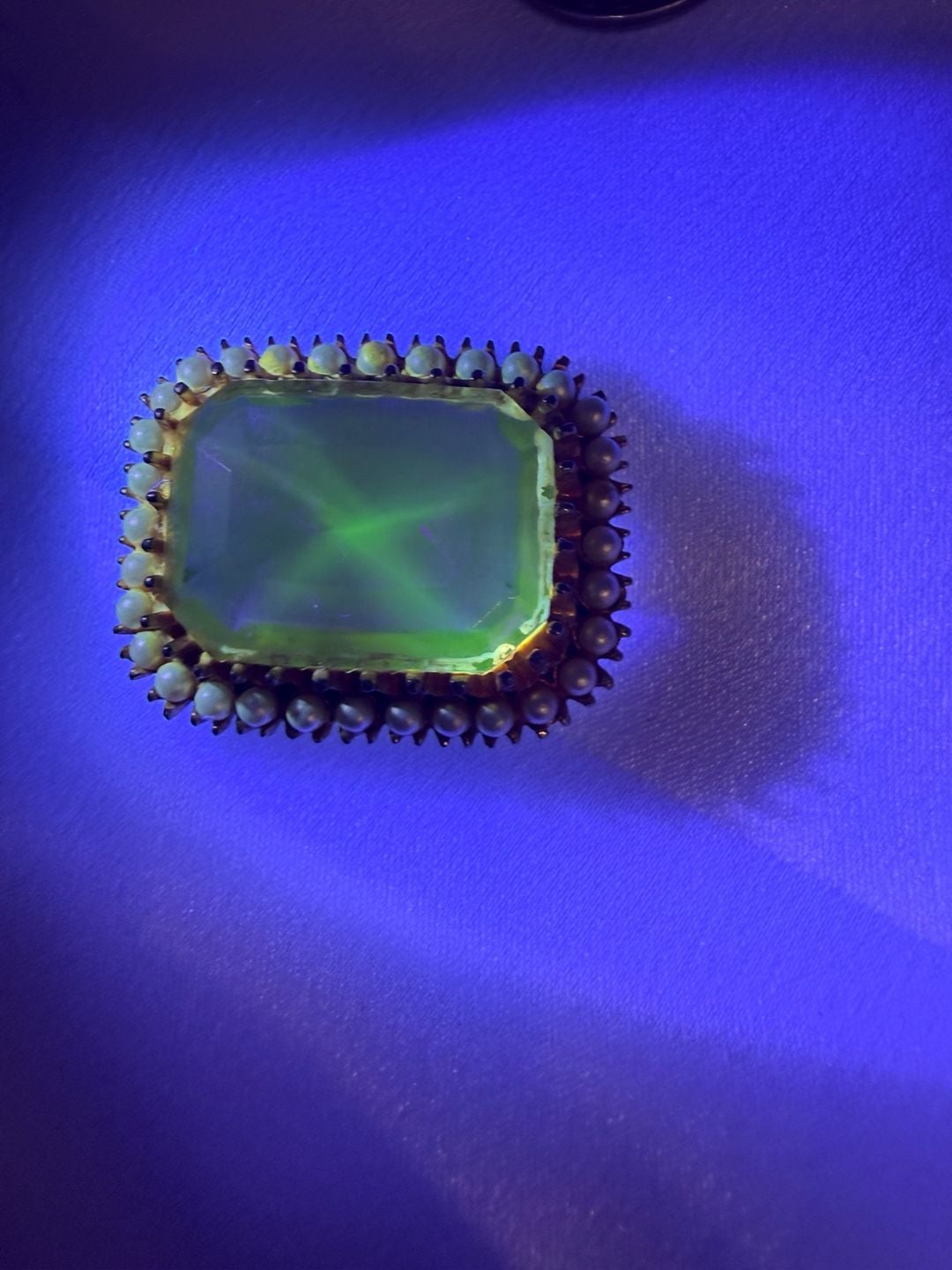 Cadoro Vintage Purple Glass Faux Pearl Brooch Pin 7