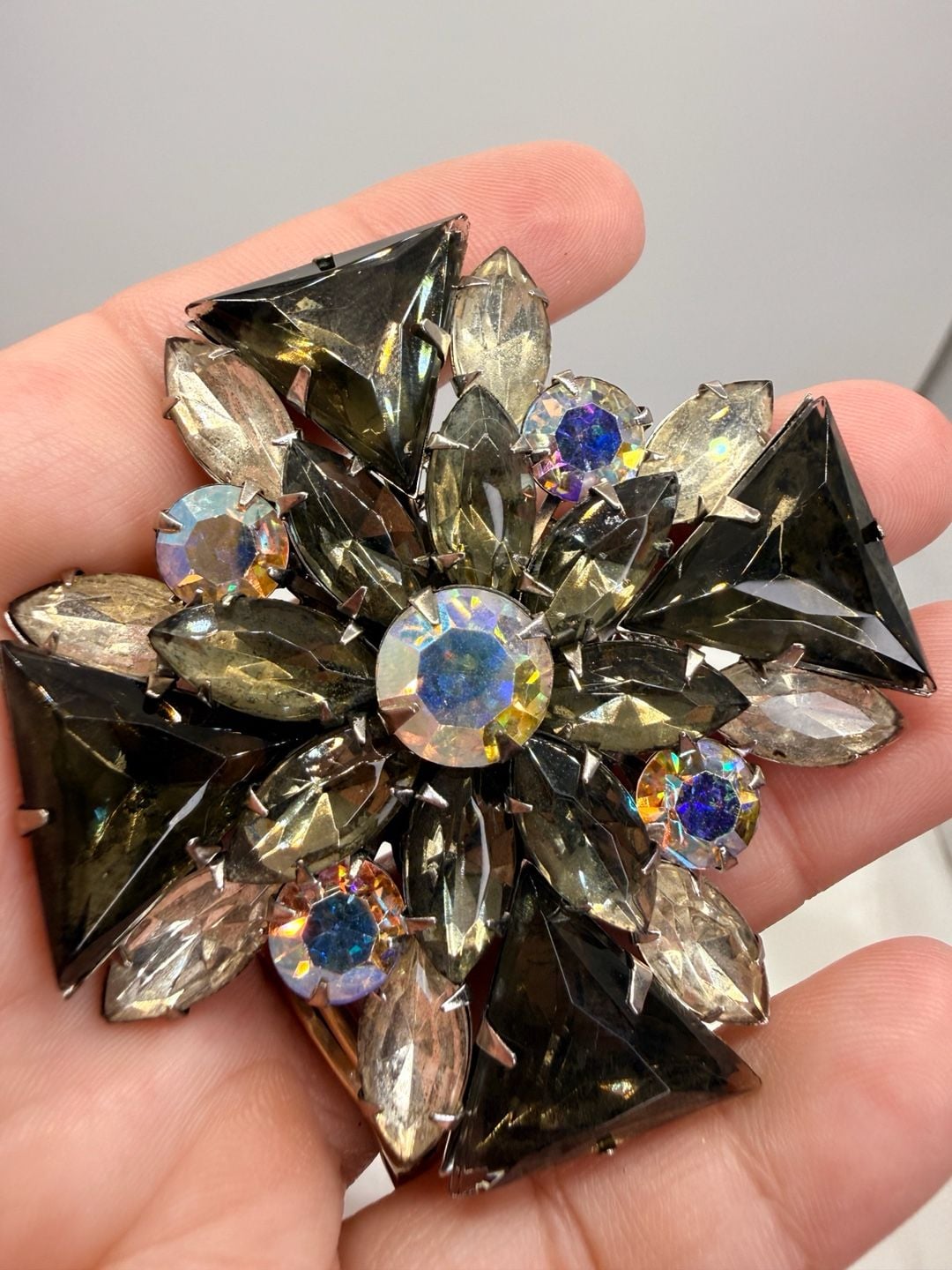 Vintage Smokey Crystal Flower Brooch Aurora Borealis 2