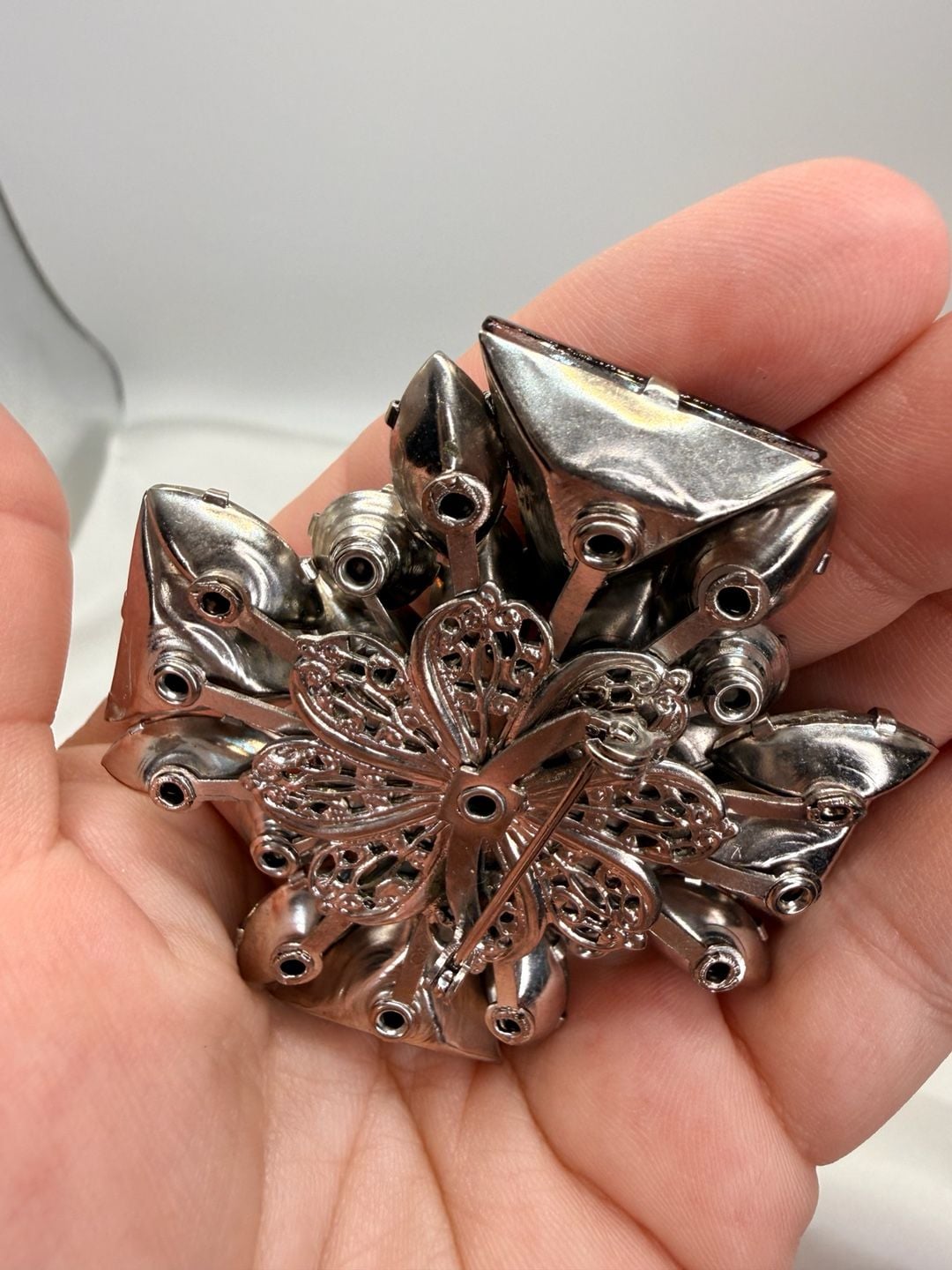 Vintage Smokey Crystal Flower Brooch Aurora Borealis 5