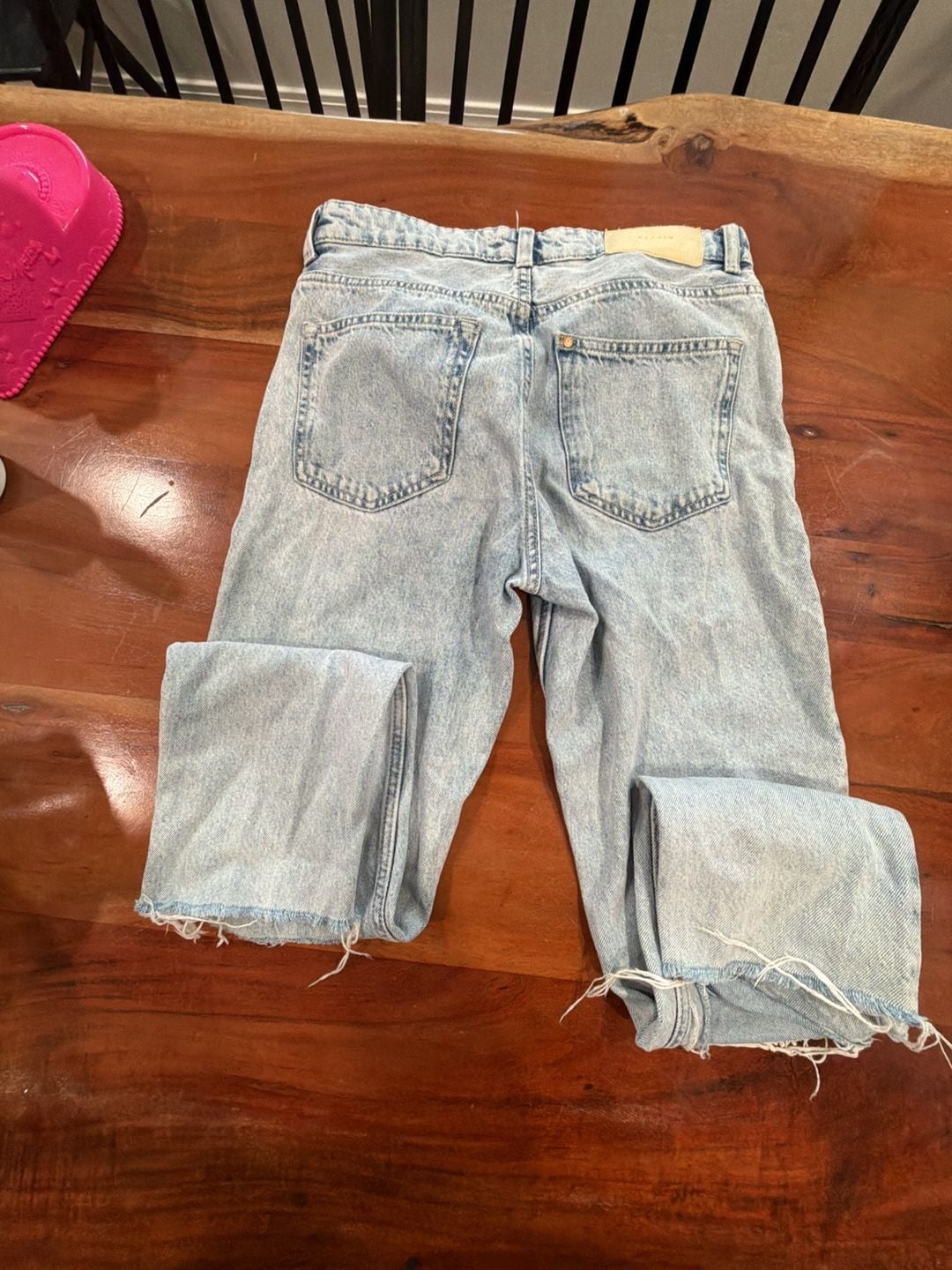 & Denim Boyfriend Low Waist Jeans Size 2 Light Blue Distressed Raw Hem 5
