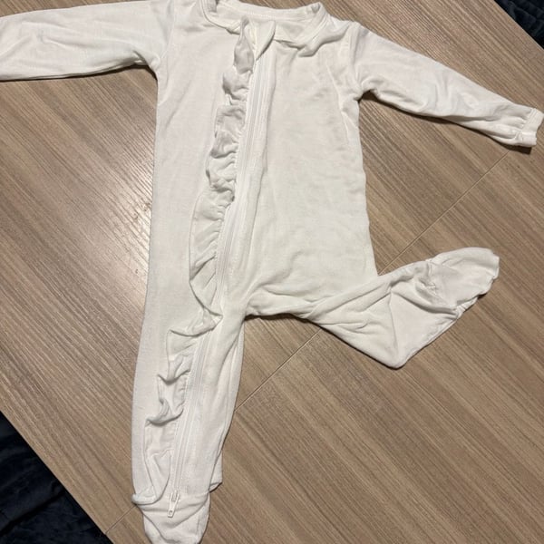 Little Bumming Ruffle Footed Zipper Sleeper Size 0/3M White