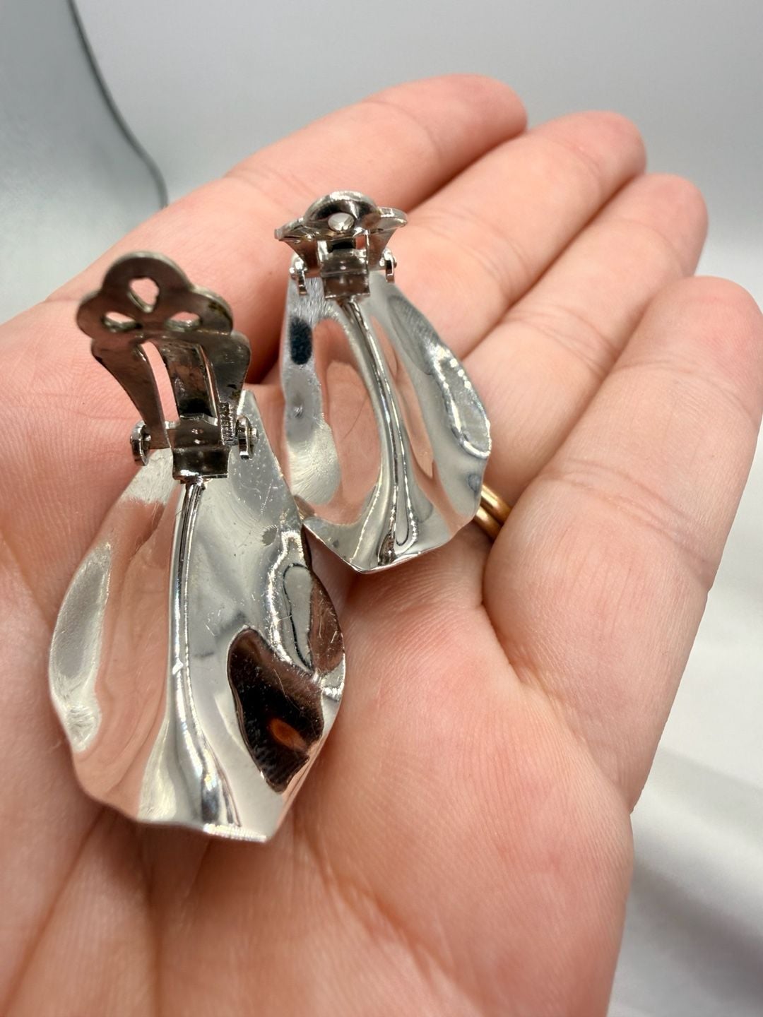 Whiting & Davis Silver Tone Leaf Blue Rhinestone Earrings 4