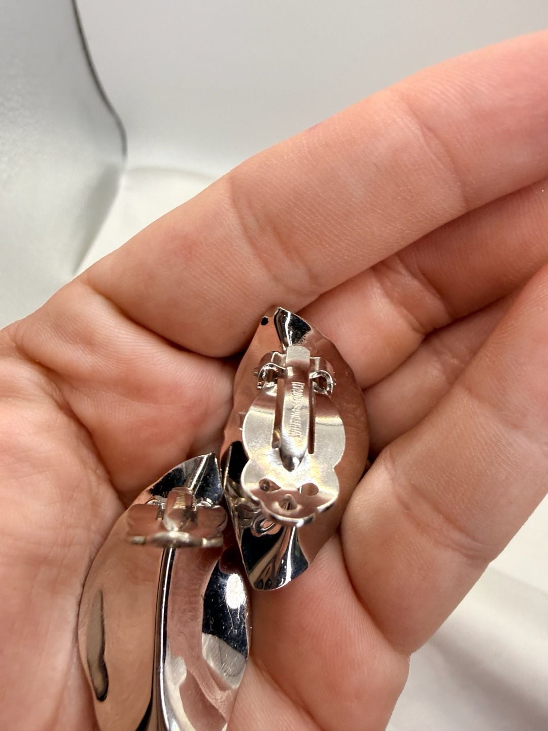 Whiting & Davis Silver Tone Leaf Blue Rhinestone Earrings 5
