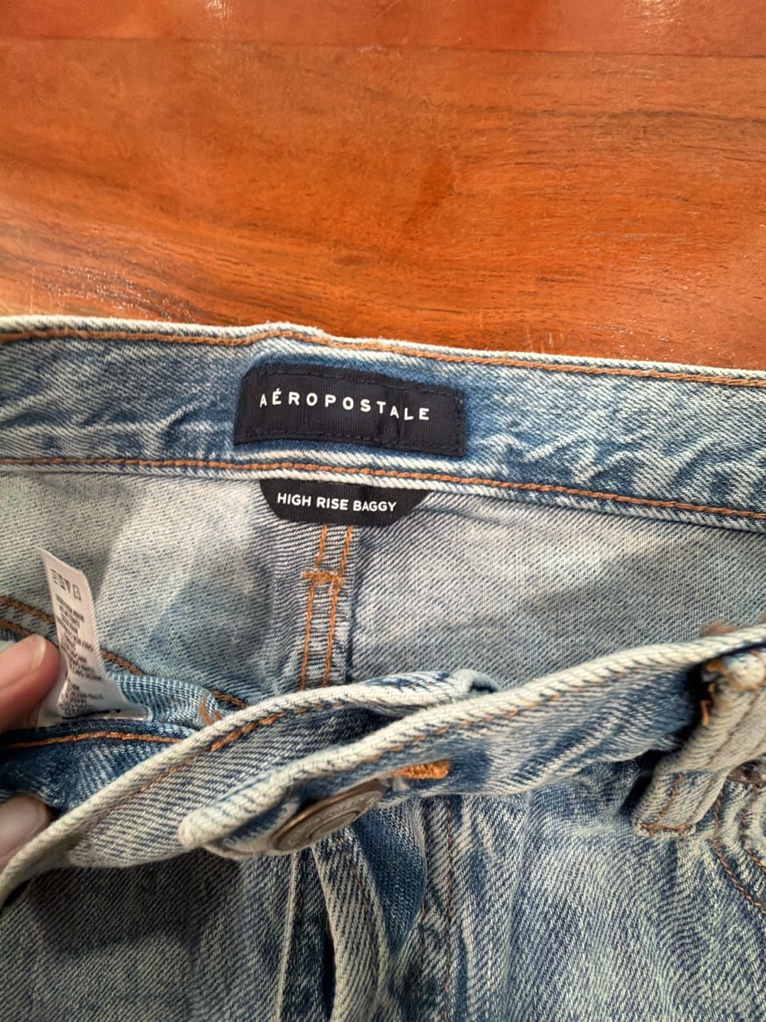 Aeropostale High Rise Baggy Jeans Size 4S Light Wash Distressed 5
