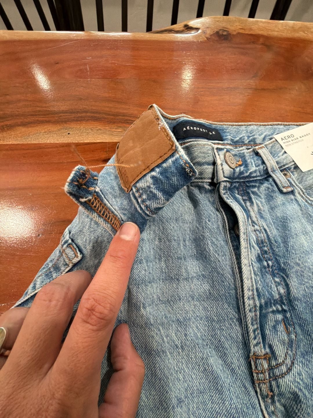 Aeropostale High Rise Baggy Jeans Size 4S Light Wash Distressed 7