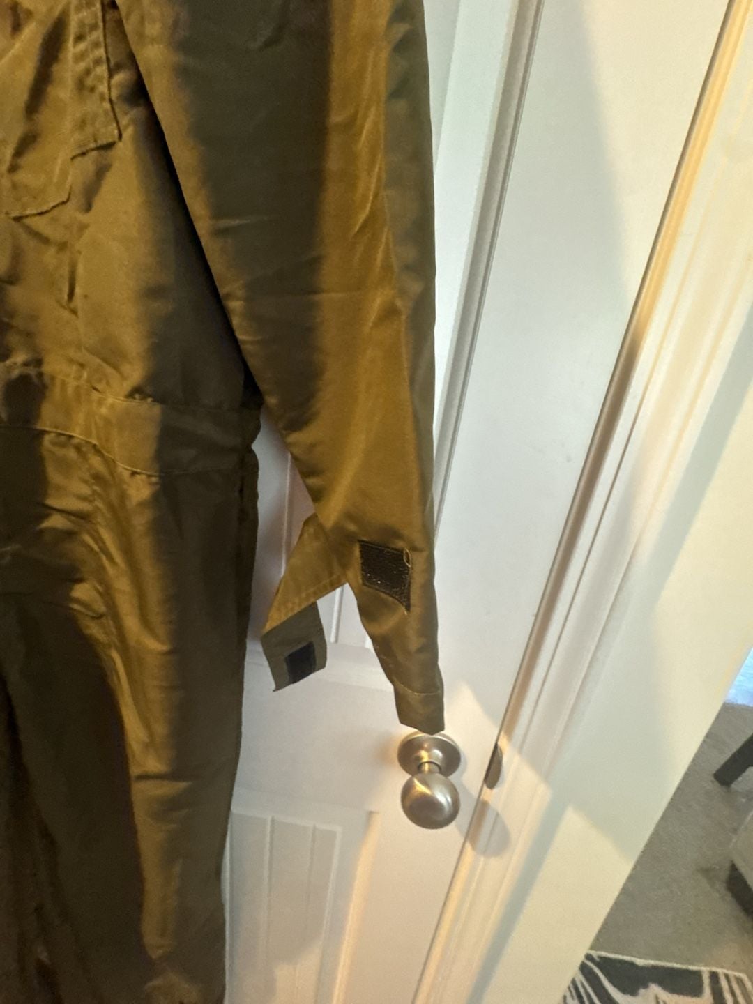 America's Navy Top Gun Flight Suit Size S Green Jumpsuit Costume 8