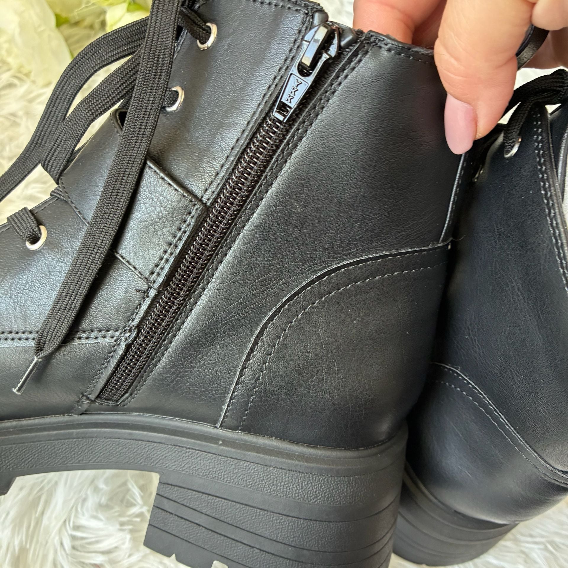 Sun + Stone Ricky Women’s Combat Boots Lug Sole Buckle Size 8.5 Black 10