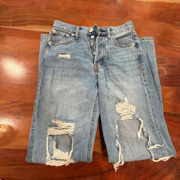 Aeropostale 90's Baggy Jeans Size 00 Light Wash Distressed