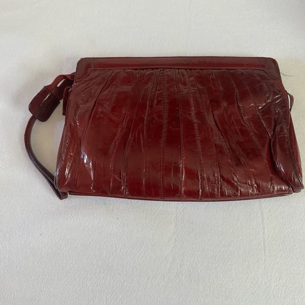 Vintage Genuine Eel Skin Shoulder Bag 12 in x 8 in Burgundy Clutch