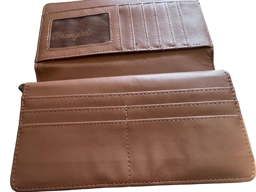 Wrangler Women’s Western Floral Wallet Brown Large Zip Around NWOT 6