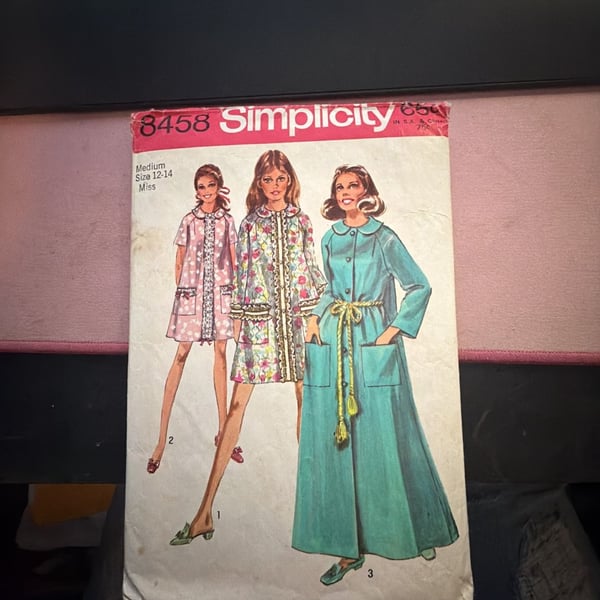 Simplicity Sewing Pattern 8458 Robe Size 12-14