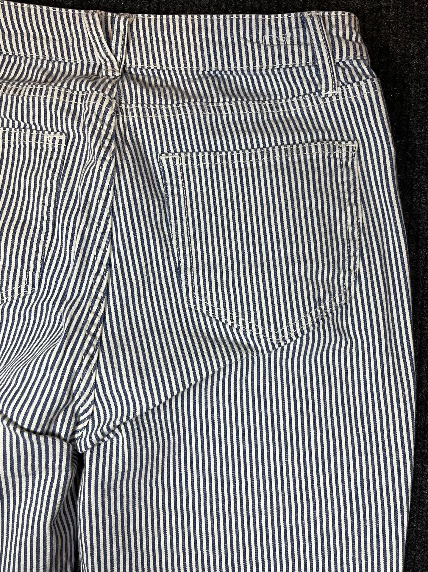 Vineyard Vines High Rise Kick Flare Size 29 Blue White Denim Pants 2