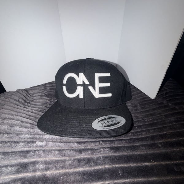 Yupoong The Classics One Logo Snapback Hat Black