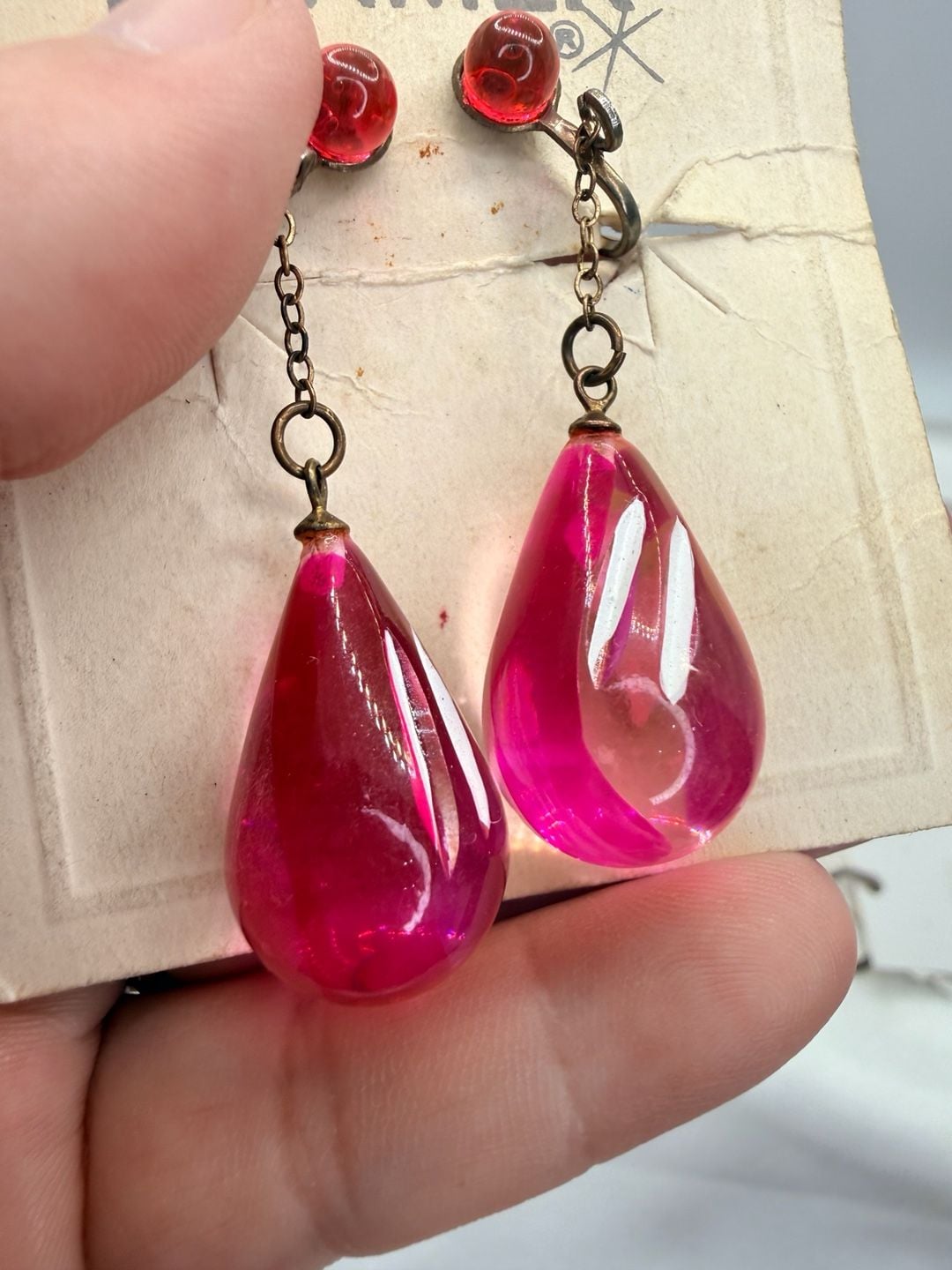 Kramer Vintage Pink Lucite Teardrop Clip-On Earrings 3