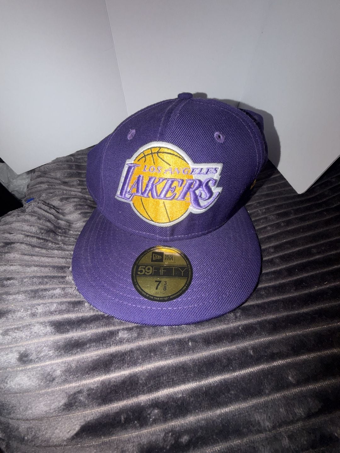 New Era Los Angeles Lakers 59Fifty Size 7 3/8 Cap 2