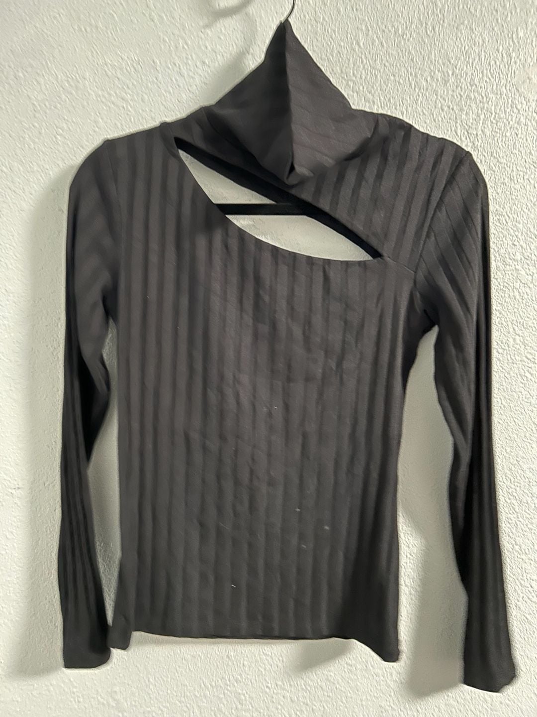 Zara Ribbed Turtleneck Cutout Top Size L Black 2
