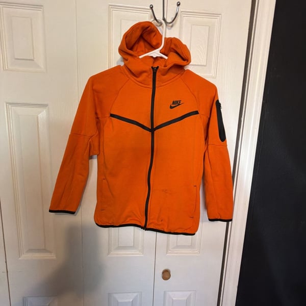 Nike Tech Fleece Full-Zip Hoodie Size 12Y Orange Black Kids
