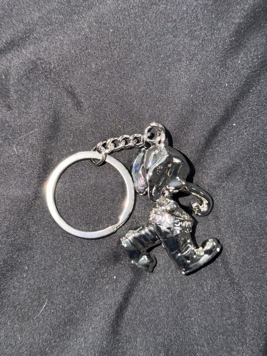 Supreme Elephant Keychain Silver FW22 2