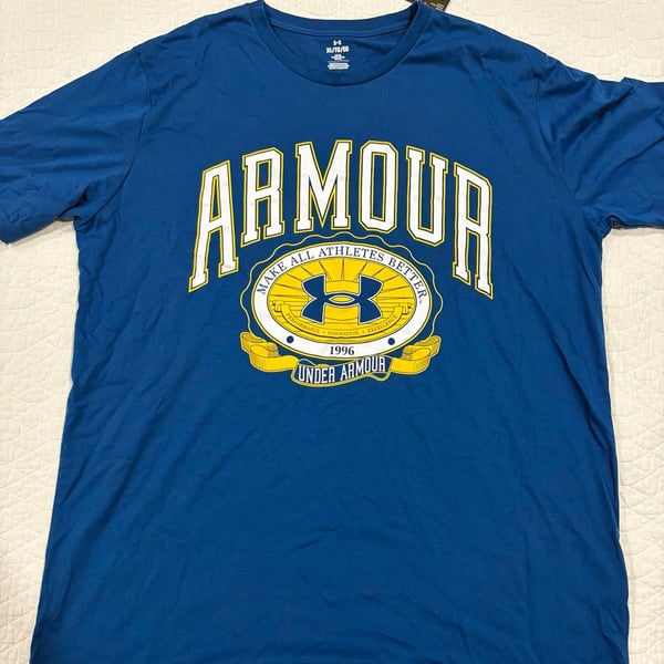 Under Armour Collegiate Crest T-Shirt Men’s XL Varsity Blue Graphic Tee