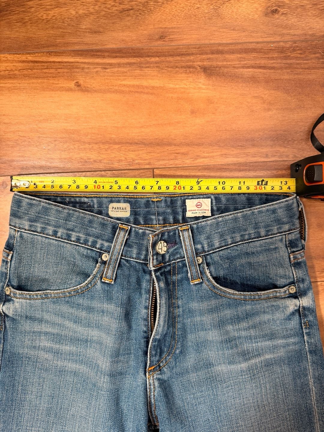 AG Adriano Goldschmied Farrah 70s Bell Bottom Size 26R Jeans 4