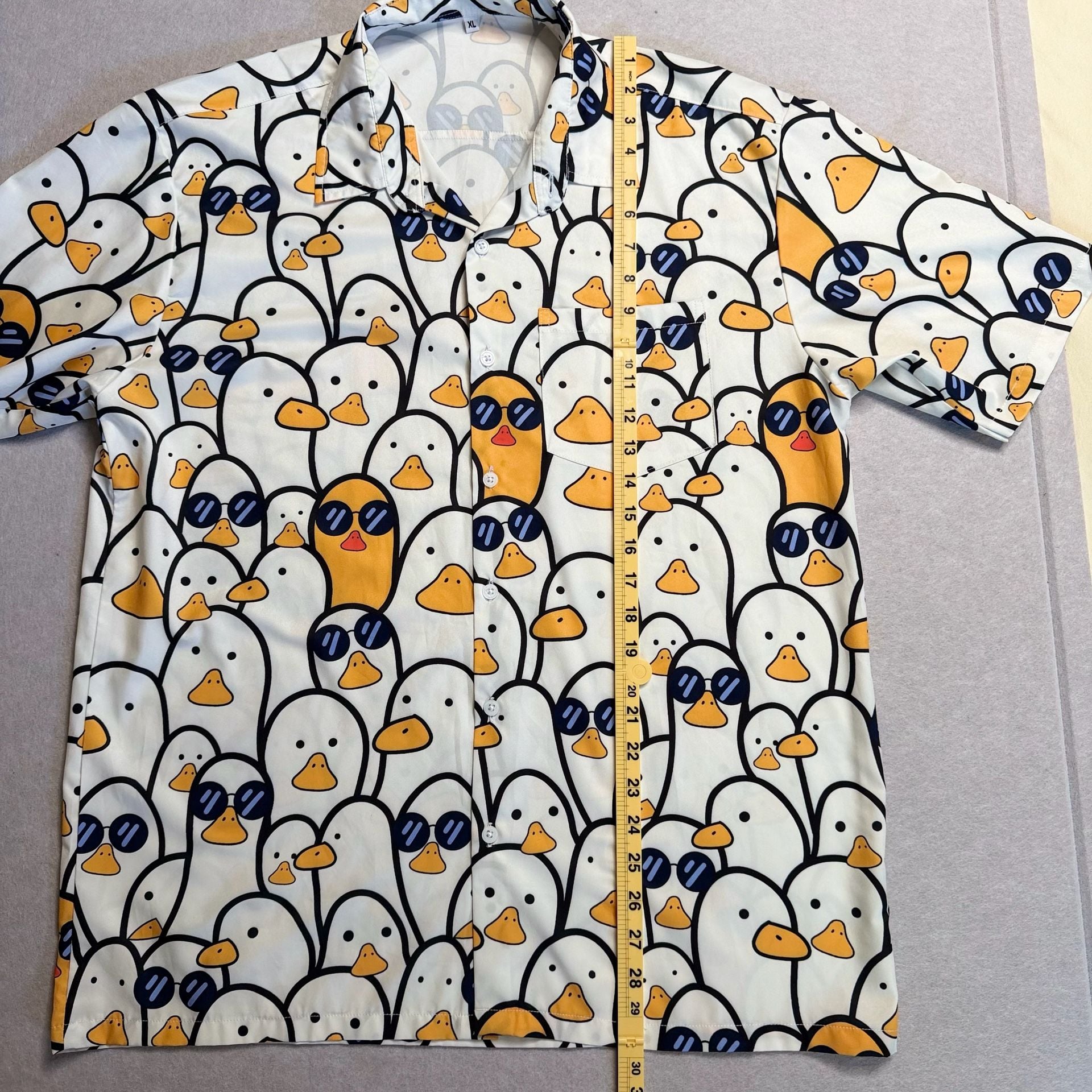 Men’s XL Duck Print Button Up Shirt White Yellow Sunglasses Novelty 3