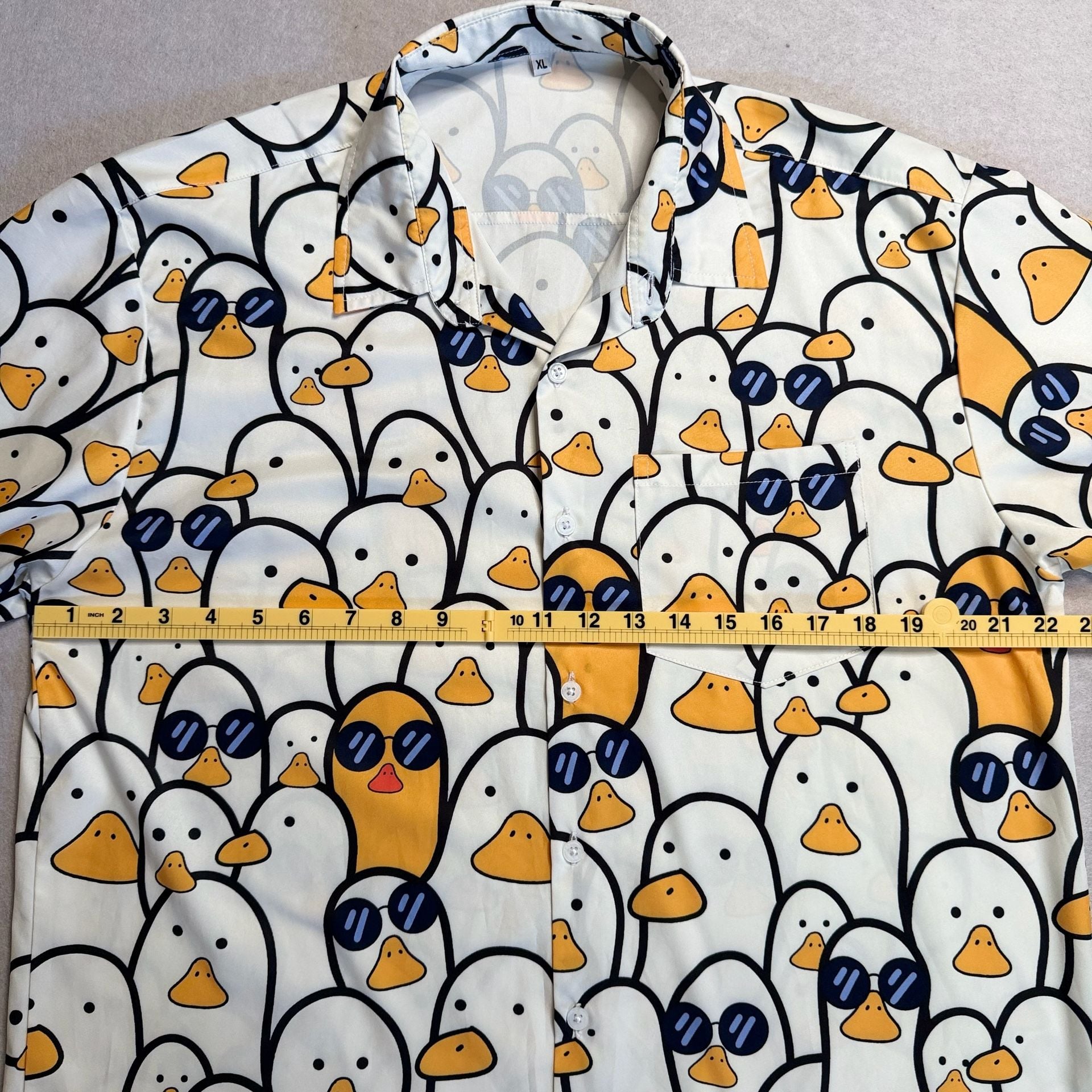 Men’s XL Duck Print Button Up Shirt White Yellow Sunglasses Novelty 4