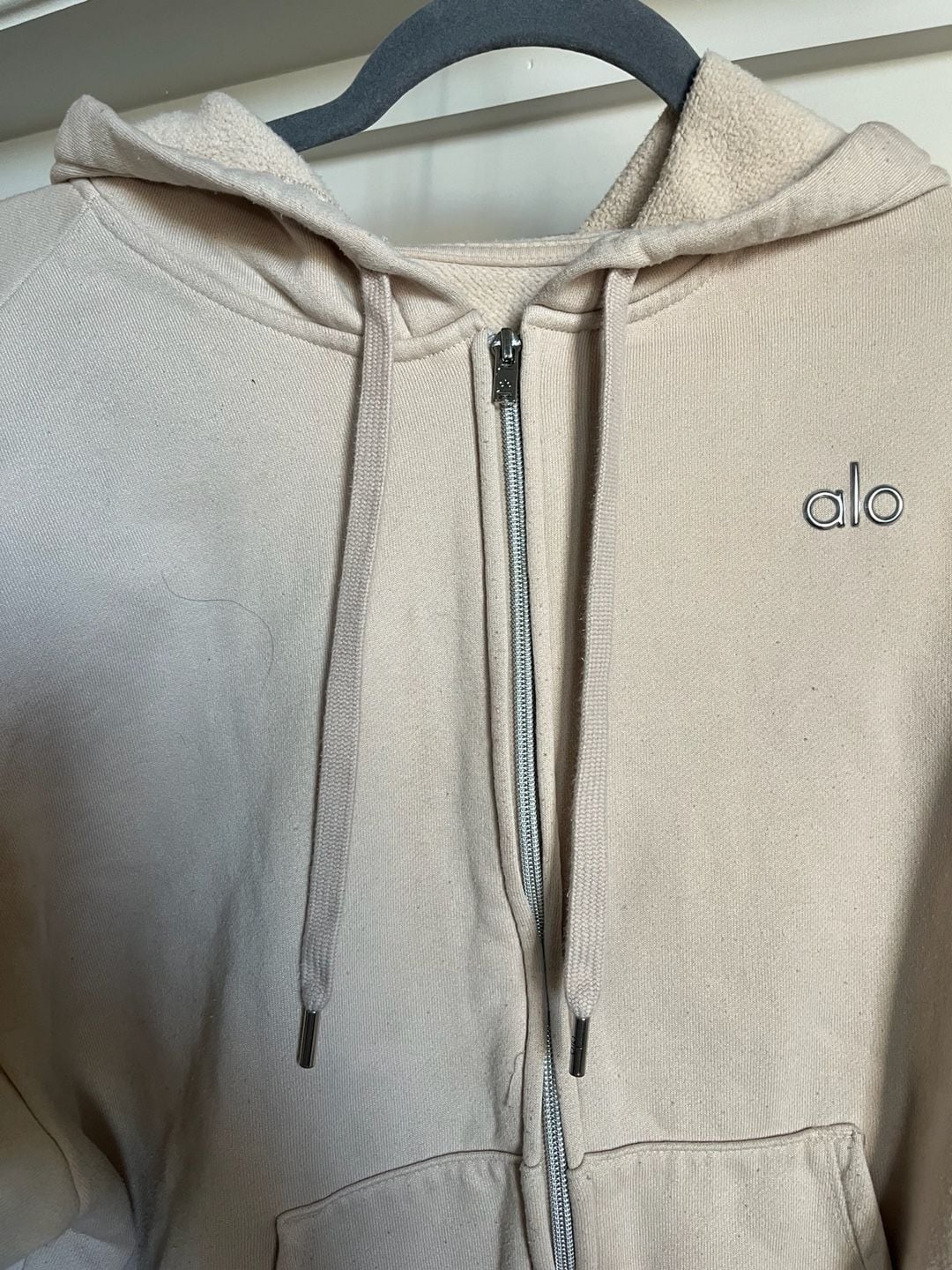 Alo Yoga Accolade Full Zip Hoodie Beige Oversized Sweatshirt 4