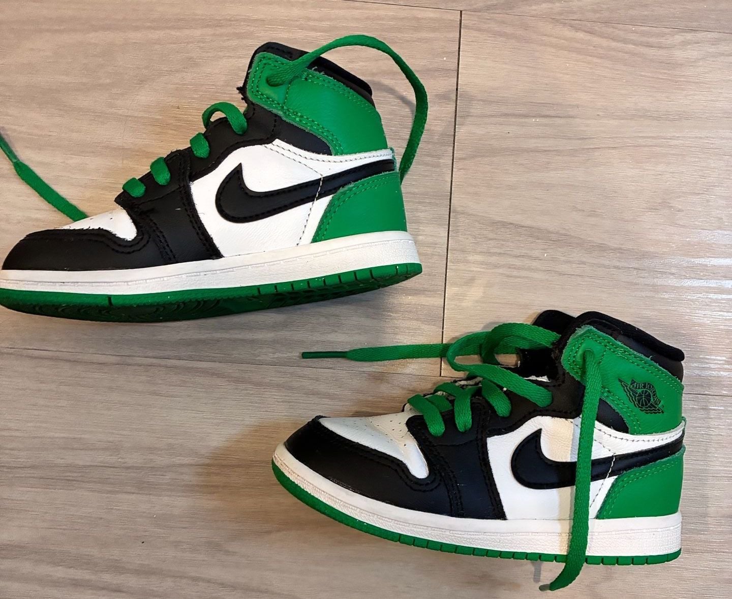 Nike Air Jordan 1 Retro High OG Lucky Green Size 8C Toddler 7