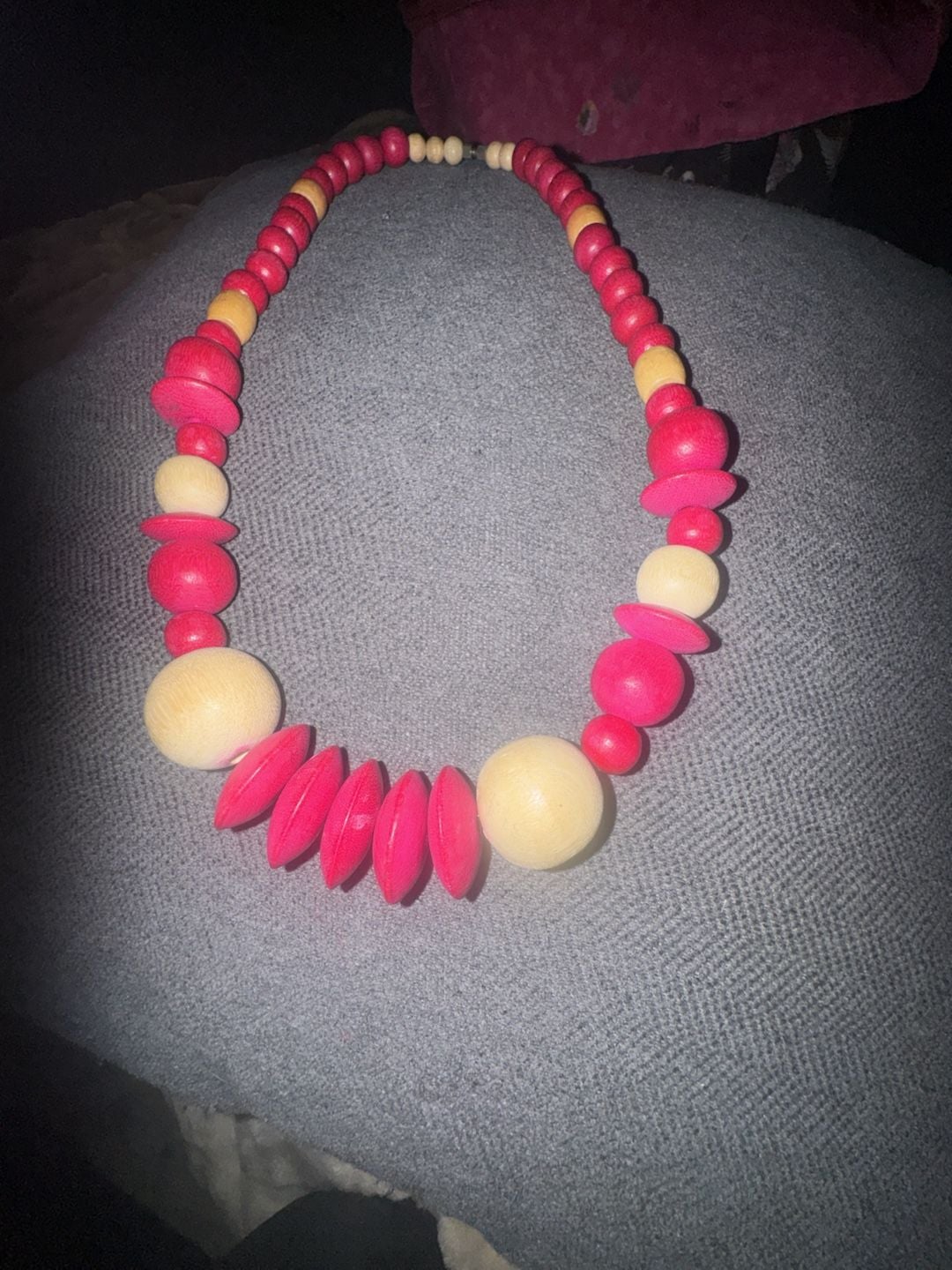 Vintage Chunky Wooden Bead Necklace Pink And Natural Barrel Clasp 3