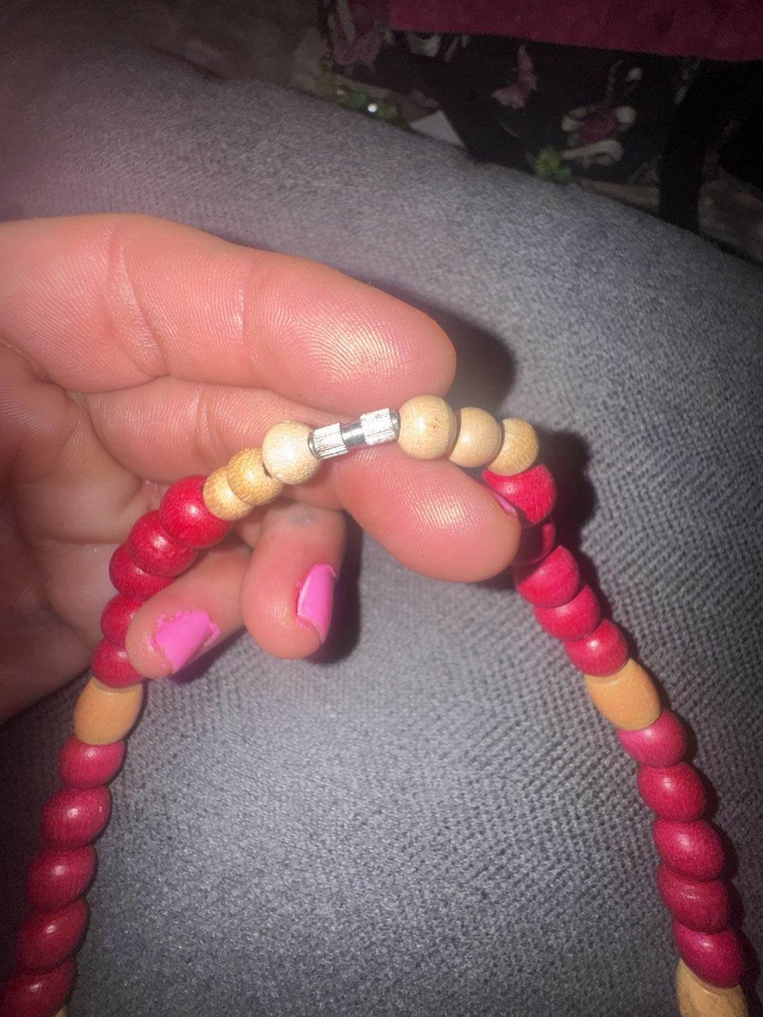 Vintage Chunky Wooden Bead Necklace Pink And Natural Barrel Clasp 4