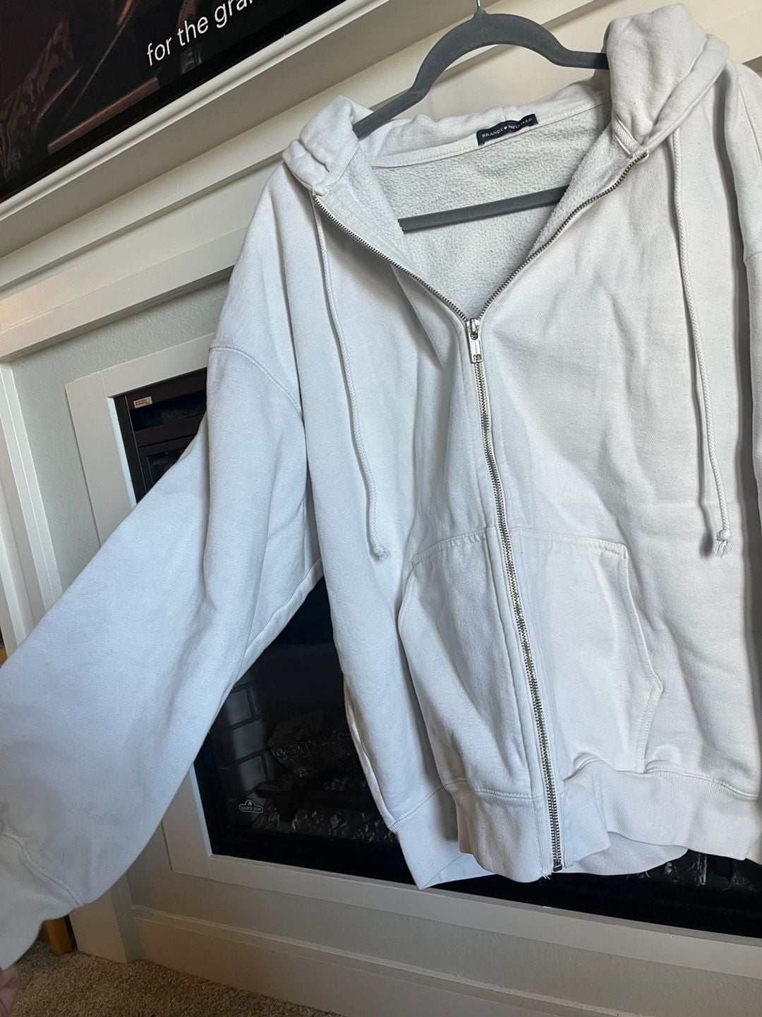 Brandy Melville Christy Hoodie White Zip Up 4